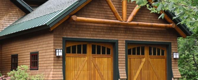 Signature Carriage Wood Garage Doors, Overhead Door of Grand Island