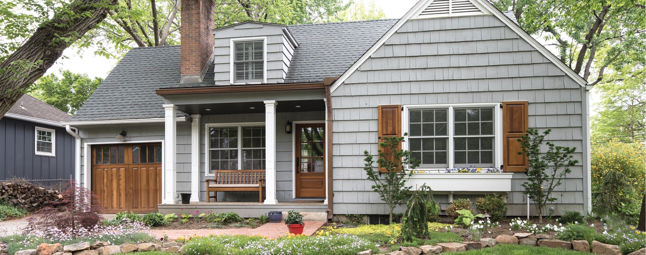 Parson Carriage Wood Doors, Overhead Door of Grand Island™