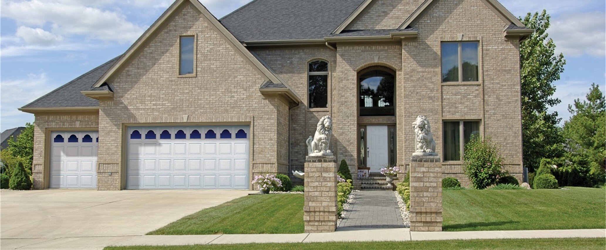 Vinyl Garage Doors, Overhead Door Company of Grand Island™